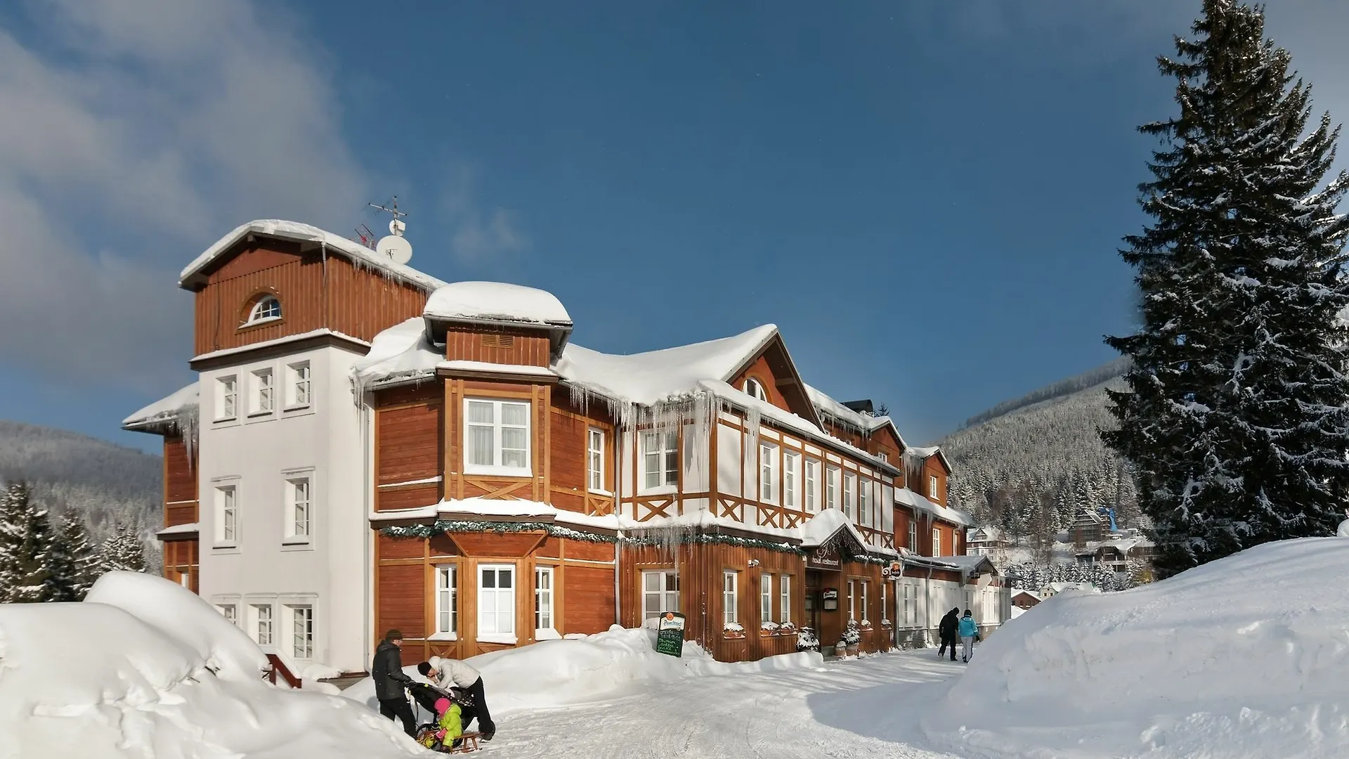 Hotel Snezka Špindlerŭv Mlýn